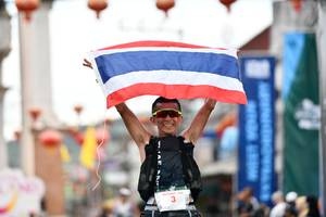 BIB: 140
                            <button type="button" onclick="openModal(21897635)" class="btn btn-primary btn-sm float-right btn-popup" data-toggle="modal" data-target=".modal-high-quality">
                        <i class="fas fa-shopping-cart"></i> Add to Cart
                    </button>
                                            <button type="button" onclick="isThisMe(21897635, true)" class="btn btn-success btn-sm float-right btn-popup btn-isme hidden" data-toggle="tooltip" data-placement="bottom" title="นี่คือรูปของคุณใช่ไหม คลิกที่นี่เพื่อเอาเข้าอัลบั้ม">
                        <i class="fas fa-plus"></i> Add to album
                    </button>
                    <button type="button" onclick="isThisMe(21897635, false)" class="btn btn-warning btn-sm float-right btn-popup btn-isnotme hidden">
                        <i class="fas fa-ban"></i> Remove from album
                    </button>